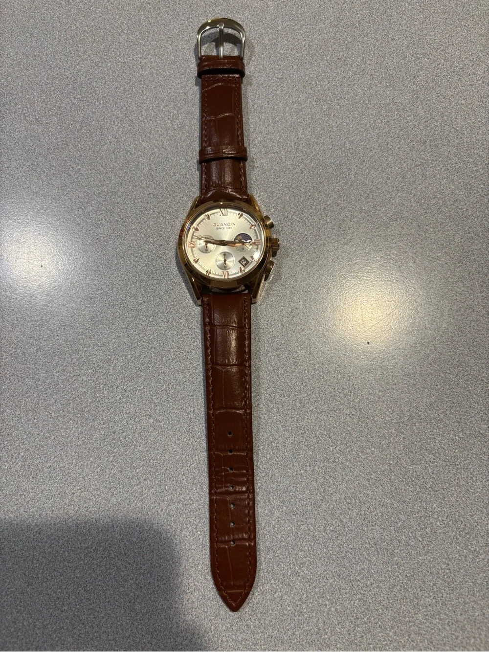 Guanqin rose gold